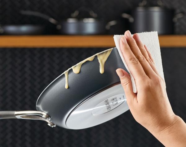 Preview: Leichte Reinigung dank Außenbeschichtung